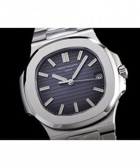 파텍필립 노틸러스-49 칼리버 5711G